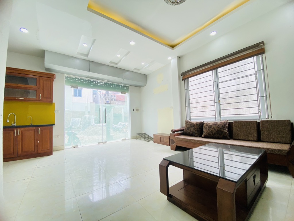 BÁN NHÀ 4 TẦNG LÔ GÓC – 2 MẶT NGÕ THOÁNG VĨNH VIỄN – NHÀ MỚI LONG LANH – GẦN GA YÊN NGHĨA